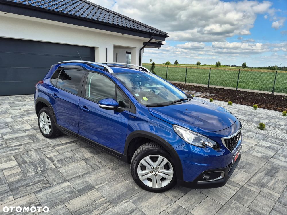 Peugeot 2008 BlueHDi 100 STOP & START Signature - 5