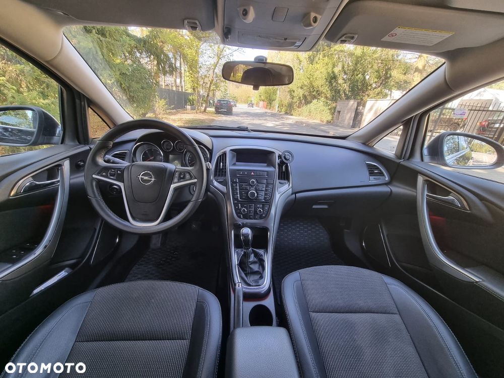 Opel Astra 1.7 CDTI Cosmo - 8