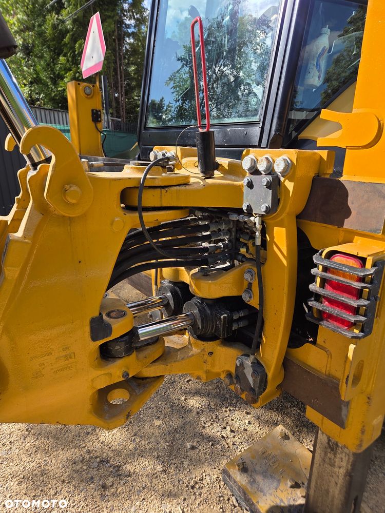 Caterpillar 444f2 - 32