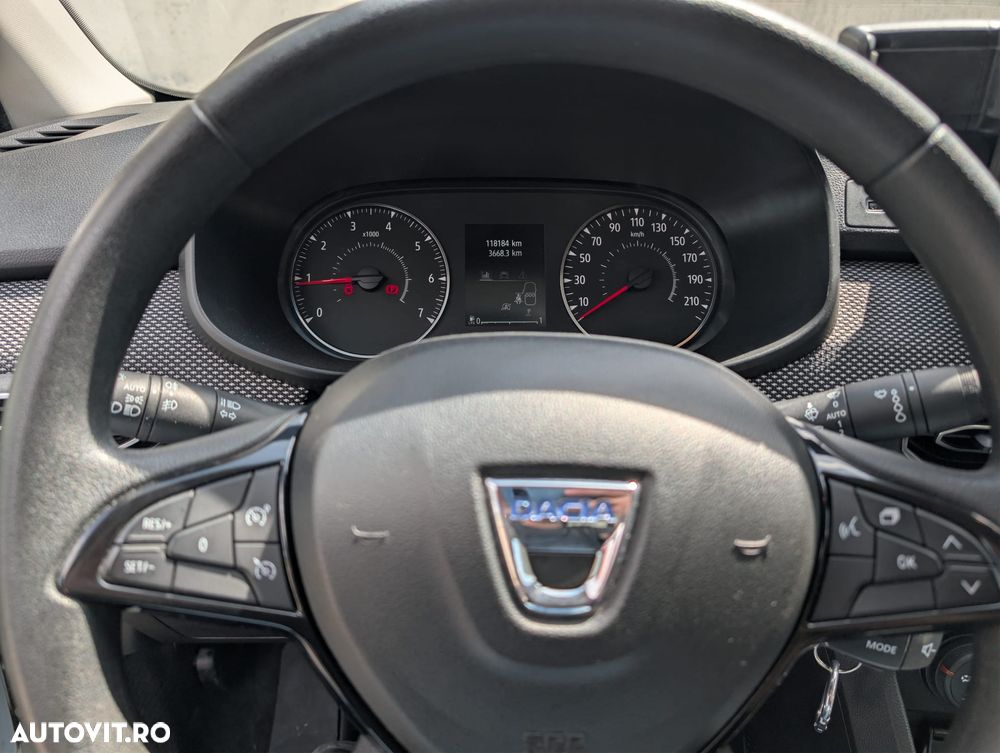Dacia Logan TCe 90 MT6 Comfort - 6