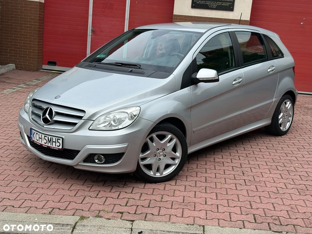 Mercedes-Benz Klasa B 180 CDI - 23