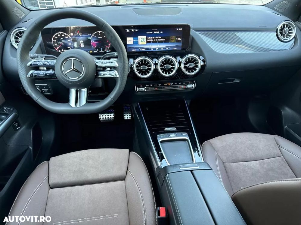 Mercedes-Benz GLA - 11