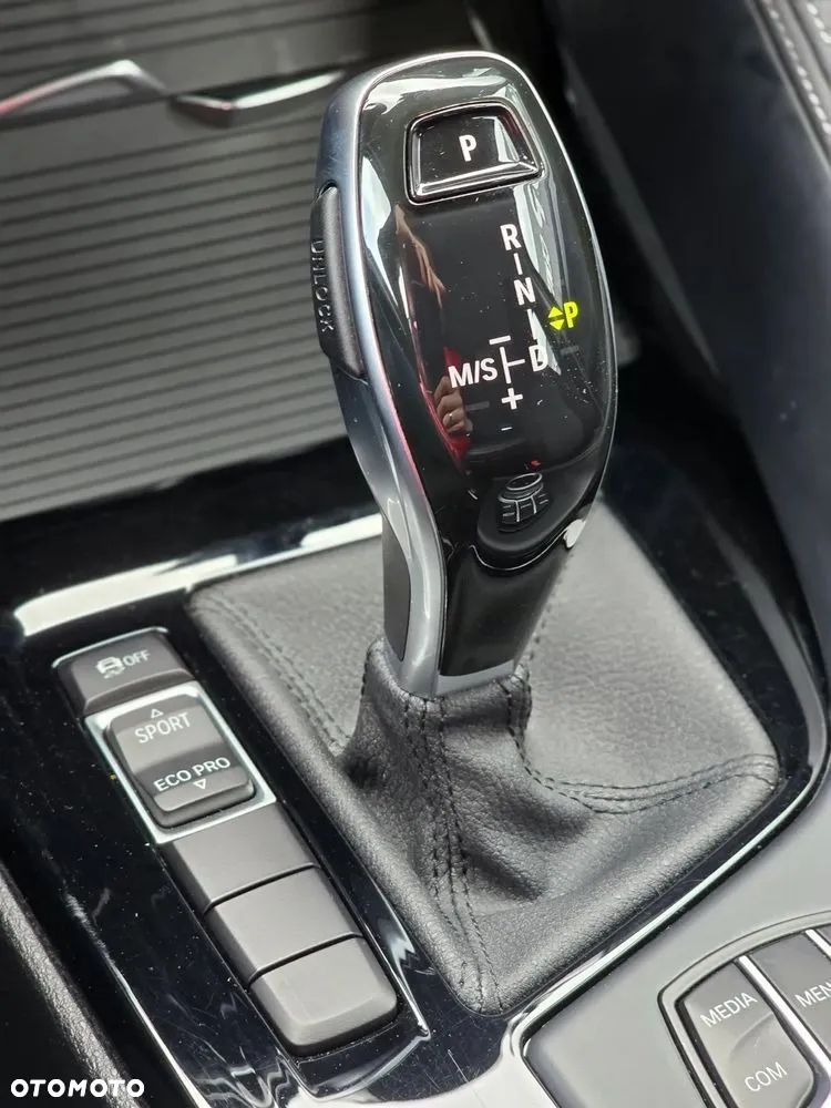 BMW X2 sDrive18d Business Edition sport - 27
