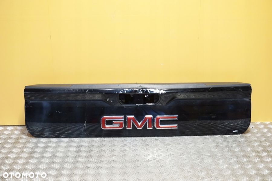 GMC SIERRA 2019 - 2024 Klapa Tylna Bagażnik Burta Tył Górna USA - 1