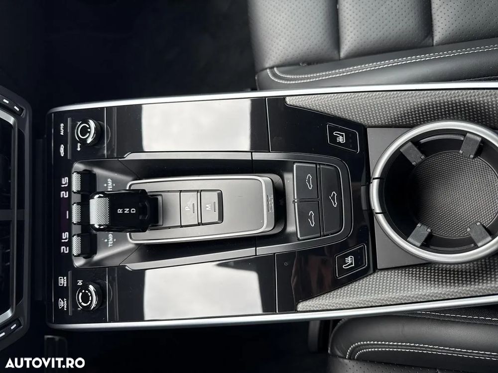 Porsche 911 Carrera S - 13