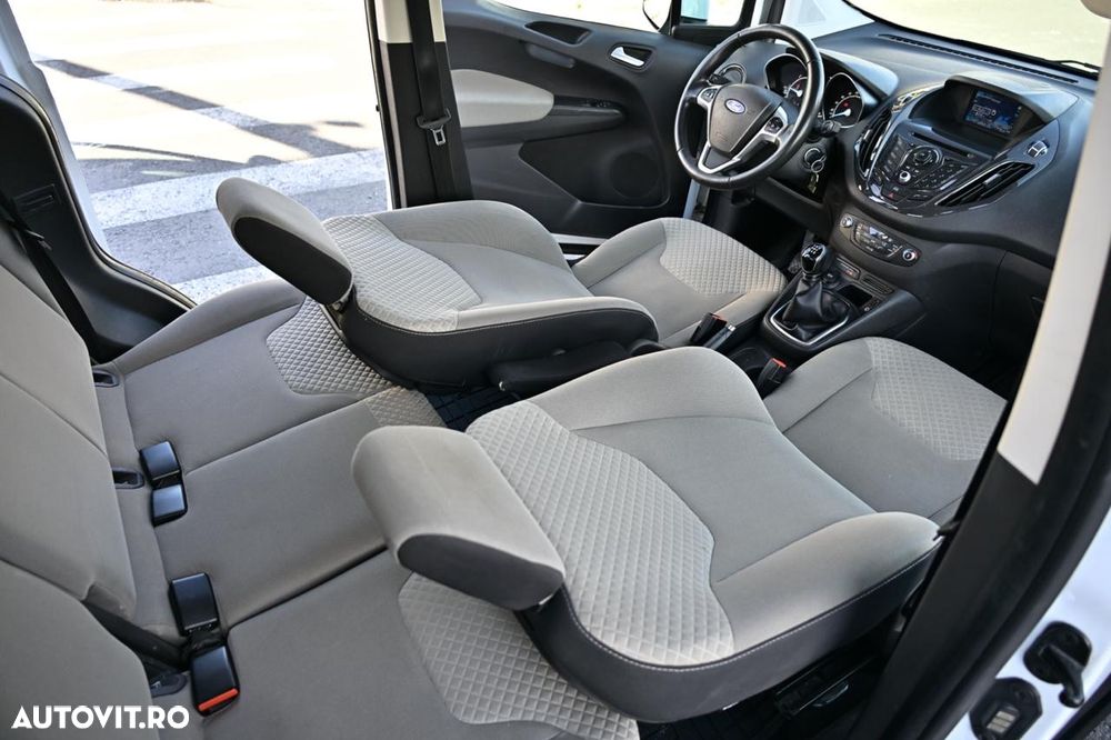 Ford Tourneo Courier 1.5 TDCi Trend - 2