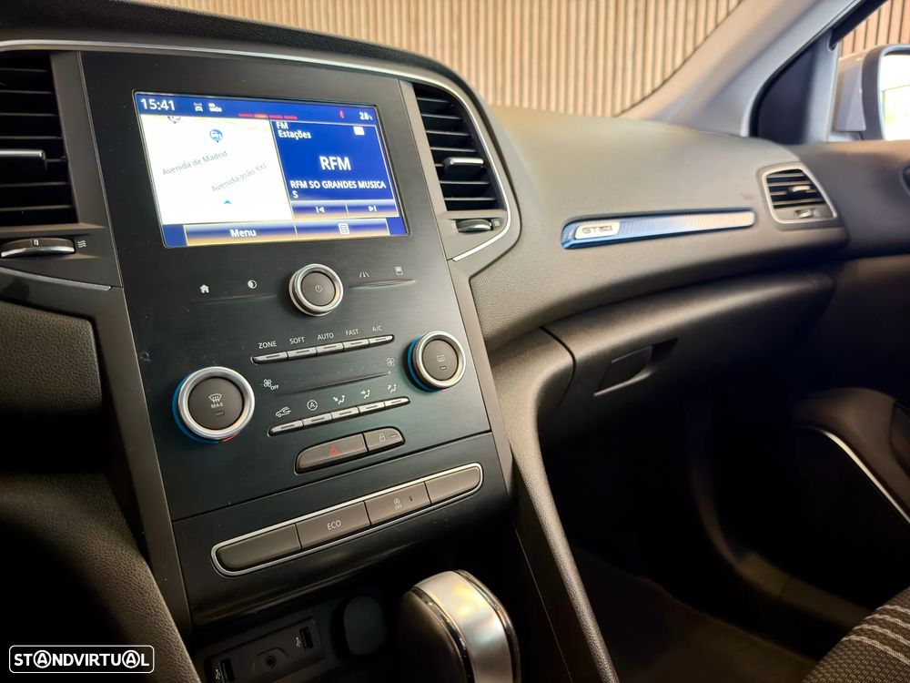 Renault Mégane Sport Tourer 1.5 dCi GT Line EDC - 11