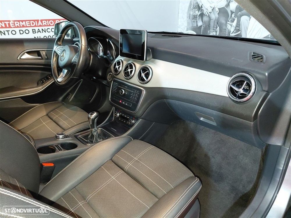 Mercedes-Benz GLA 180 CDi Urban - 9
