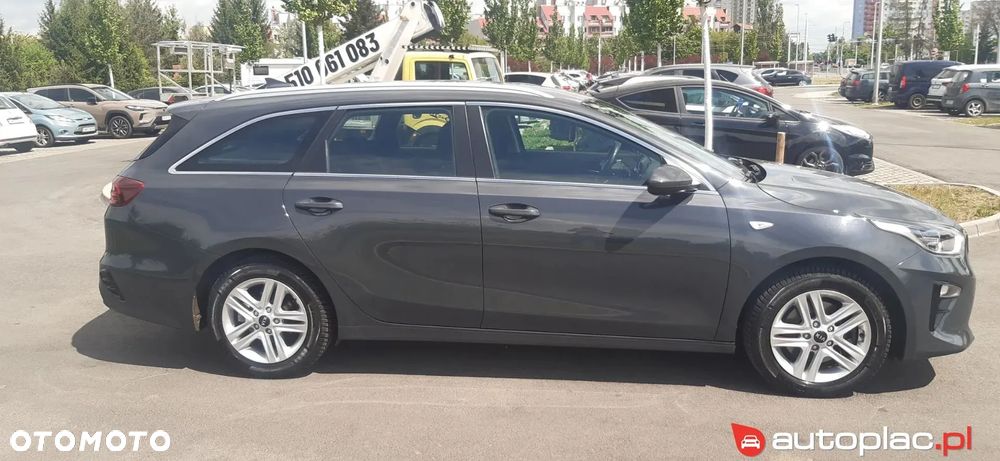 Kia Ceed 1.6 CRDi Vision - 4