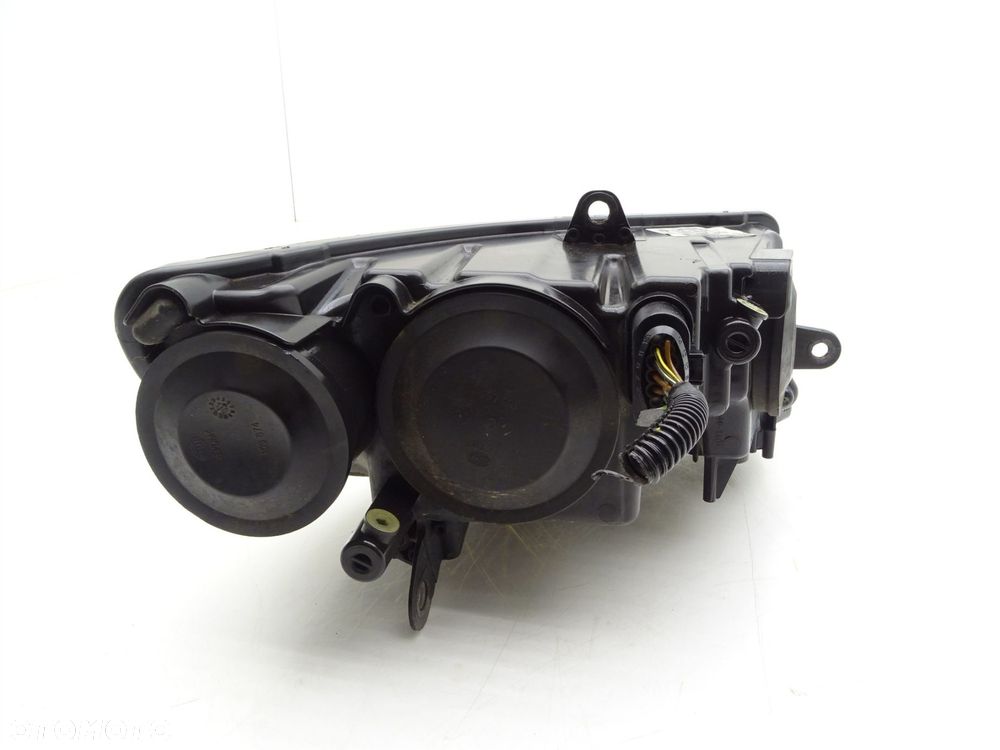 Reflektor lampa lewy lewa przód przednia xenon 3t2941015e skoda superb ii - 6
