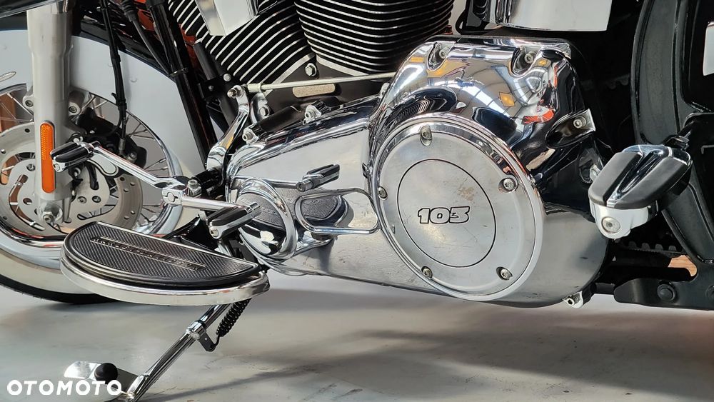 Harley-Davidson Softail Heritage Classic - 25