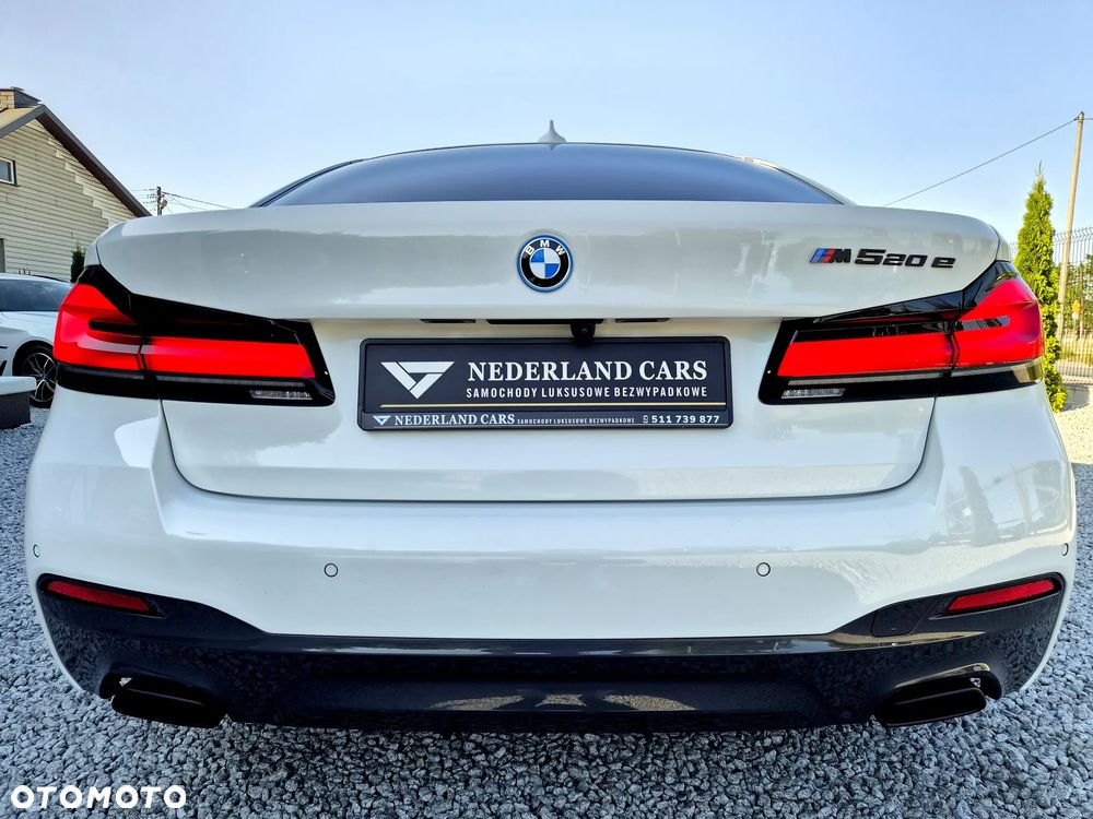 BMW Seria 5 520e M Sport sport - 39