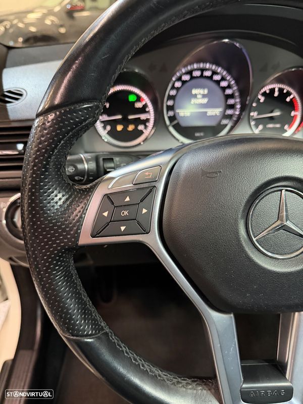 Mercedes-Benz C 220 - 11