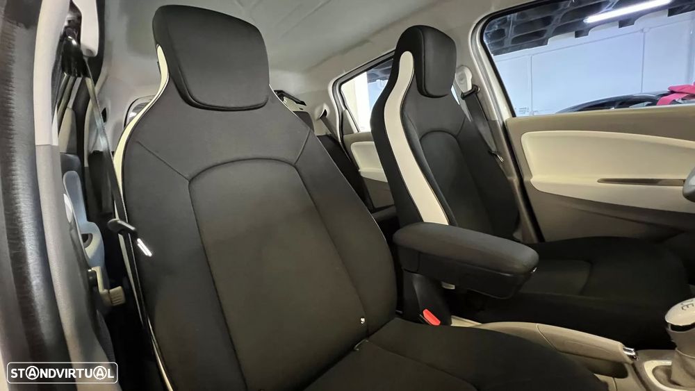 Renault Zoe (c/ Bateria) 41 kwh Life - 8