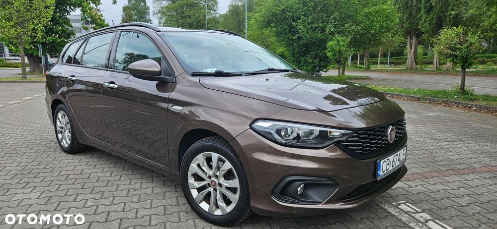 Fiat Tipo 1.4 16v Lounge EU6d - 6