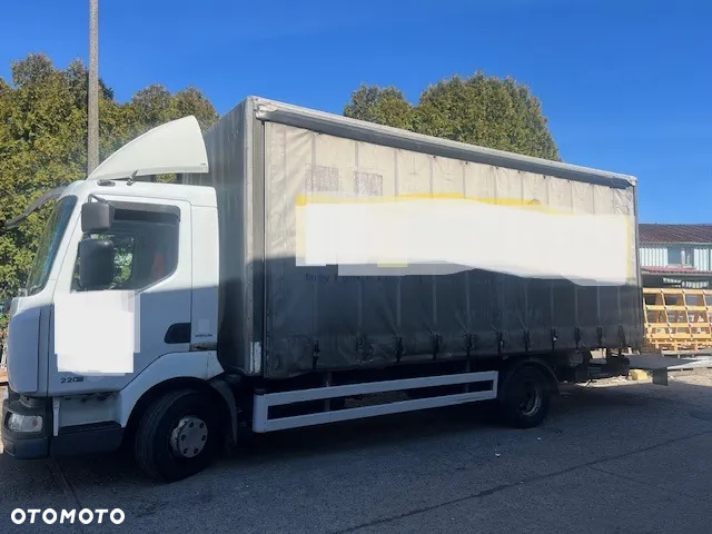 Renault MIDLUM - 2