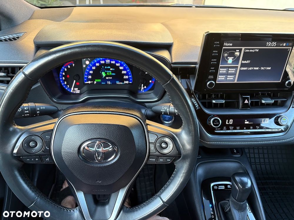 Toyota Corolla 1.8 Hybrid Comfort - 8