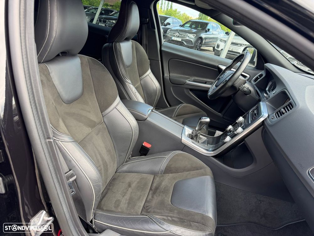 Volvo V60 2.0 D3 R-Design - 12