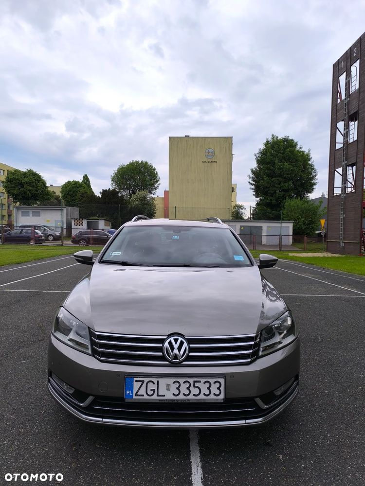 Volkswagen Passat 2.0 TDI DPF Highline DSG - 16