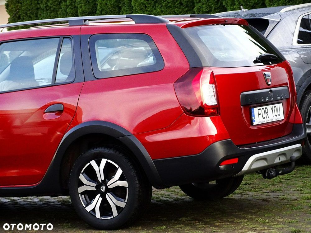 Dacia Logan TCe 90 S&S Stepway Celebration - 12