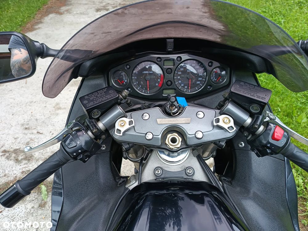Suzuki Hayabusa - 6