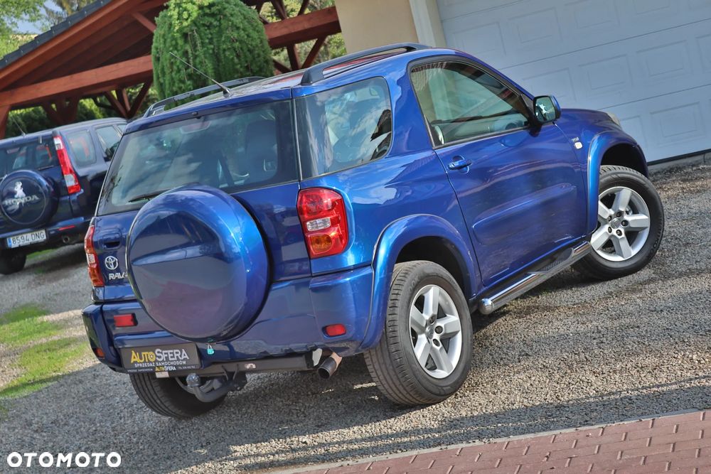Toyota RAV4 4x4 Sol - 11