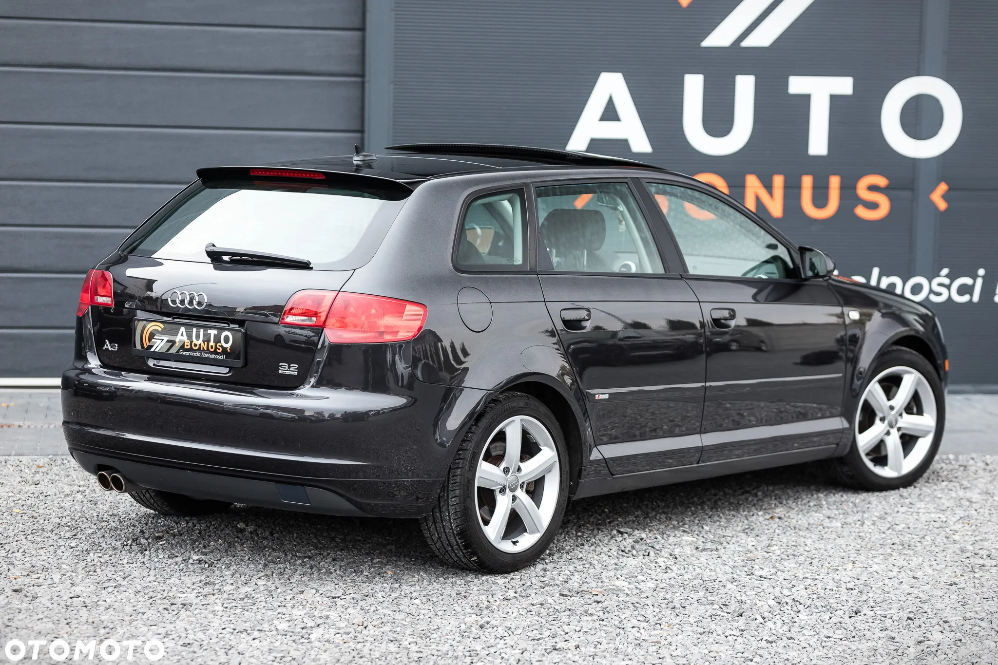 Audi A3 3.2 Sportback quattro S tronic S line Sportpaket plus - 10