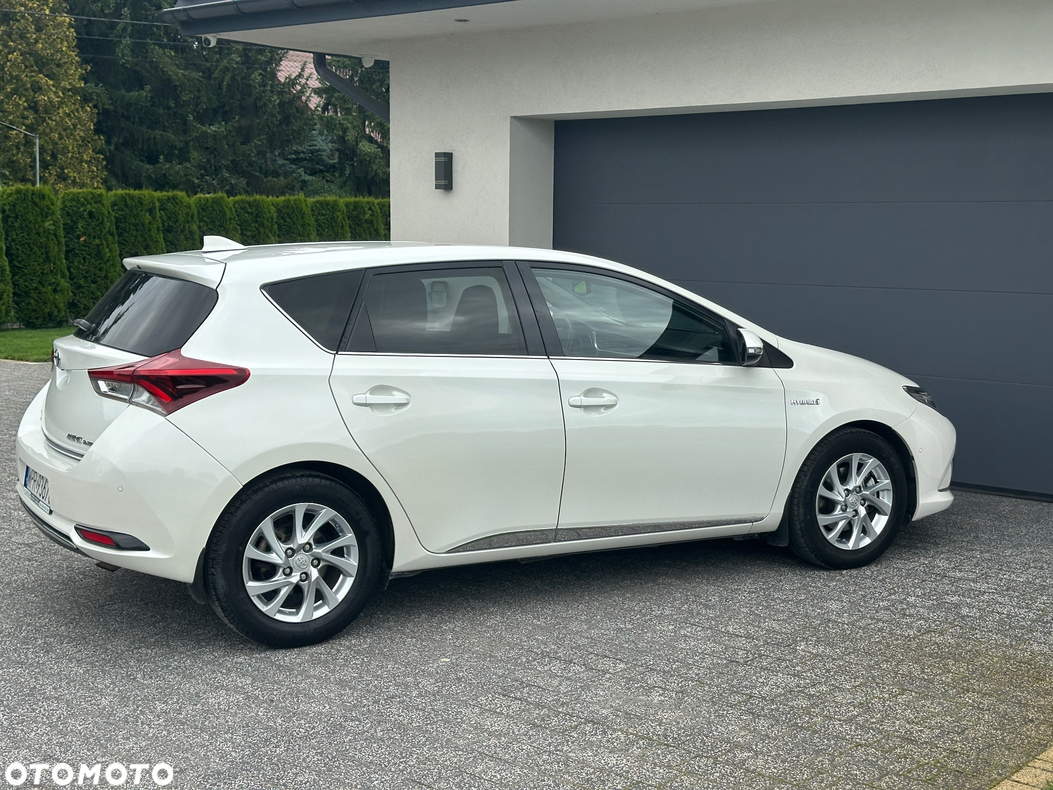 Toyota Auris Hybrid 135 Premium - 9
