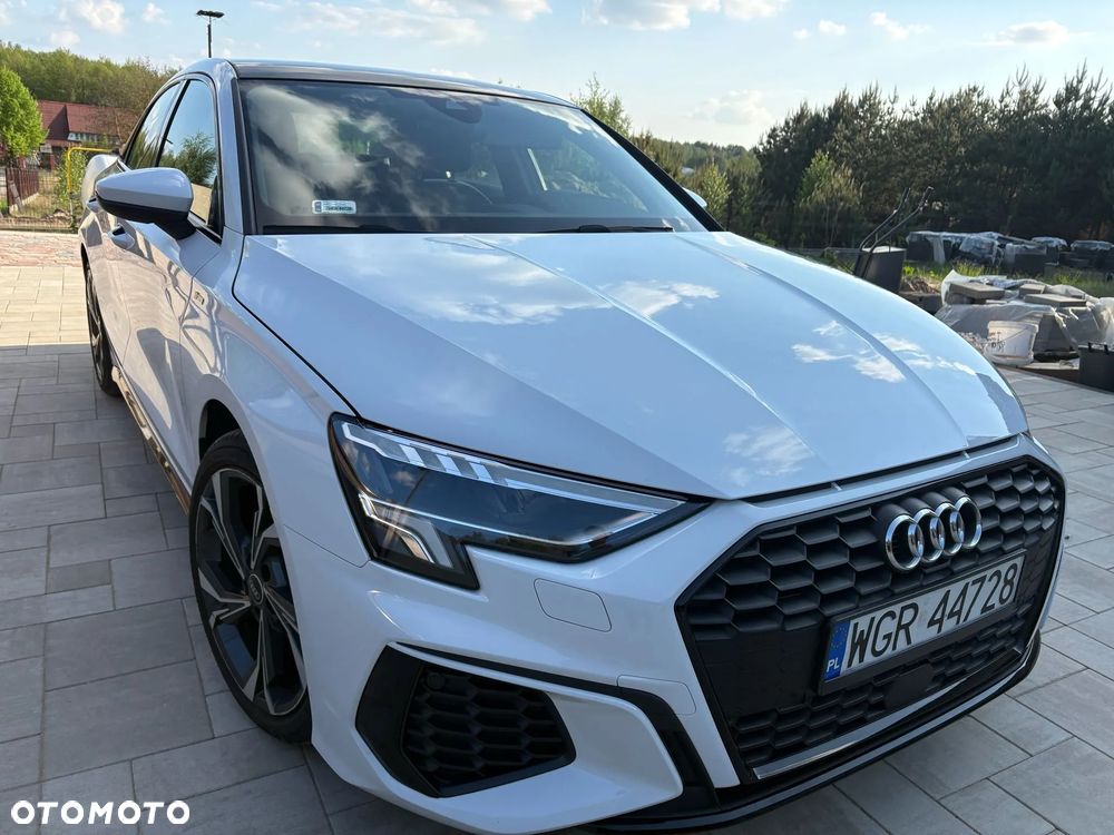 Audi A3 Limousine 35 TFSI mHEV S Line S tronic - 4