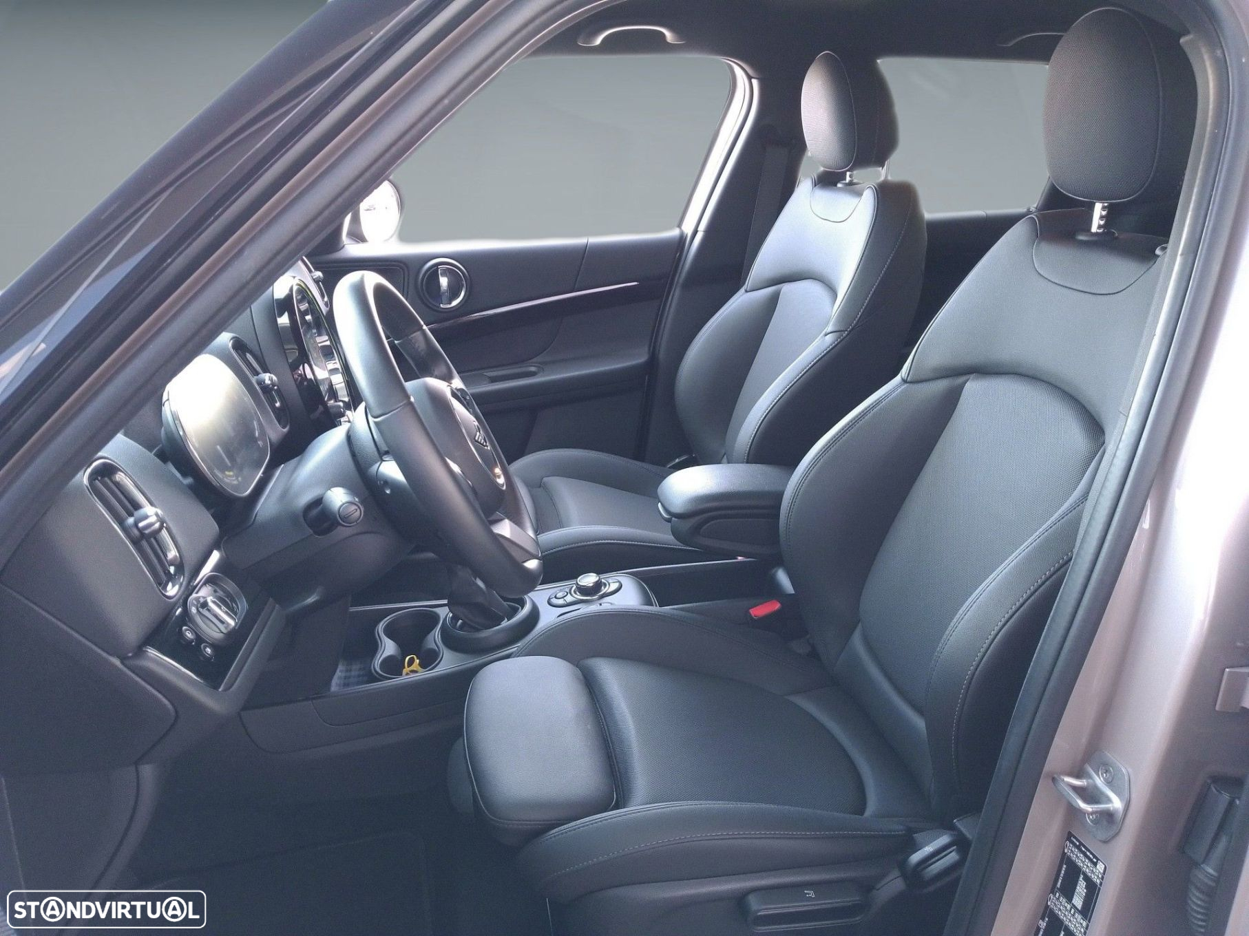 MINI Countryman E JCW L - 25