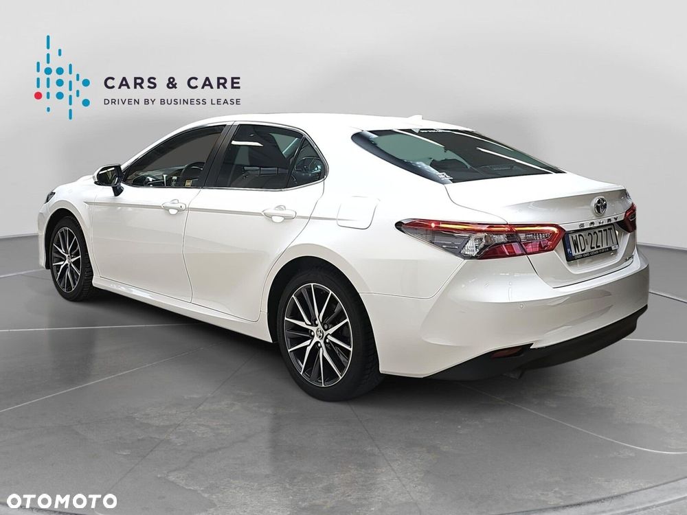 Toyota Camry 2.5 Hybrid Prestige CVT - 24