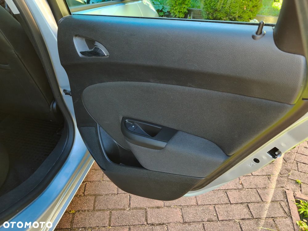 Opel Astra 1.6 Active EU6 - 20
