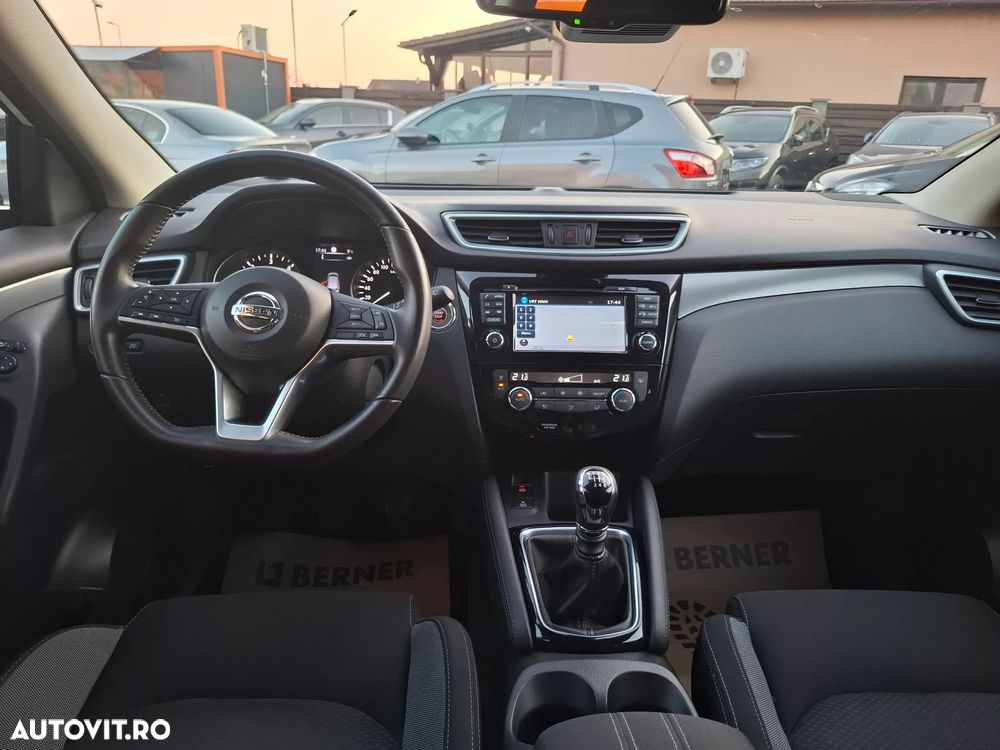 Nissan Qashqai 1.5 DCI Start/Stop N-Connecta - 35