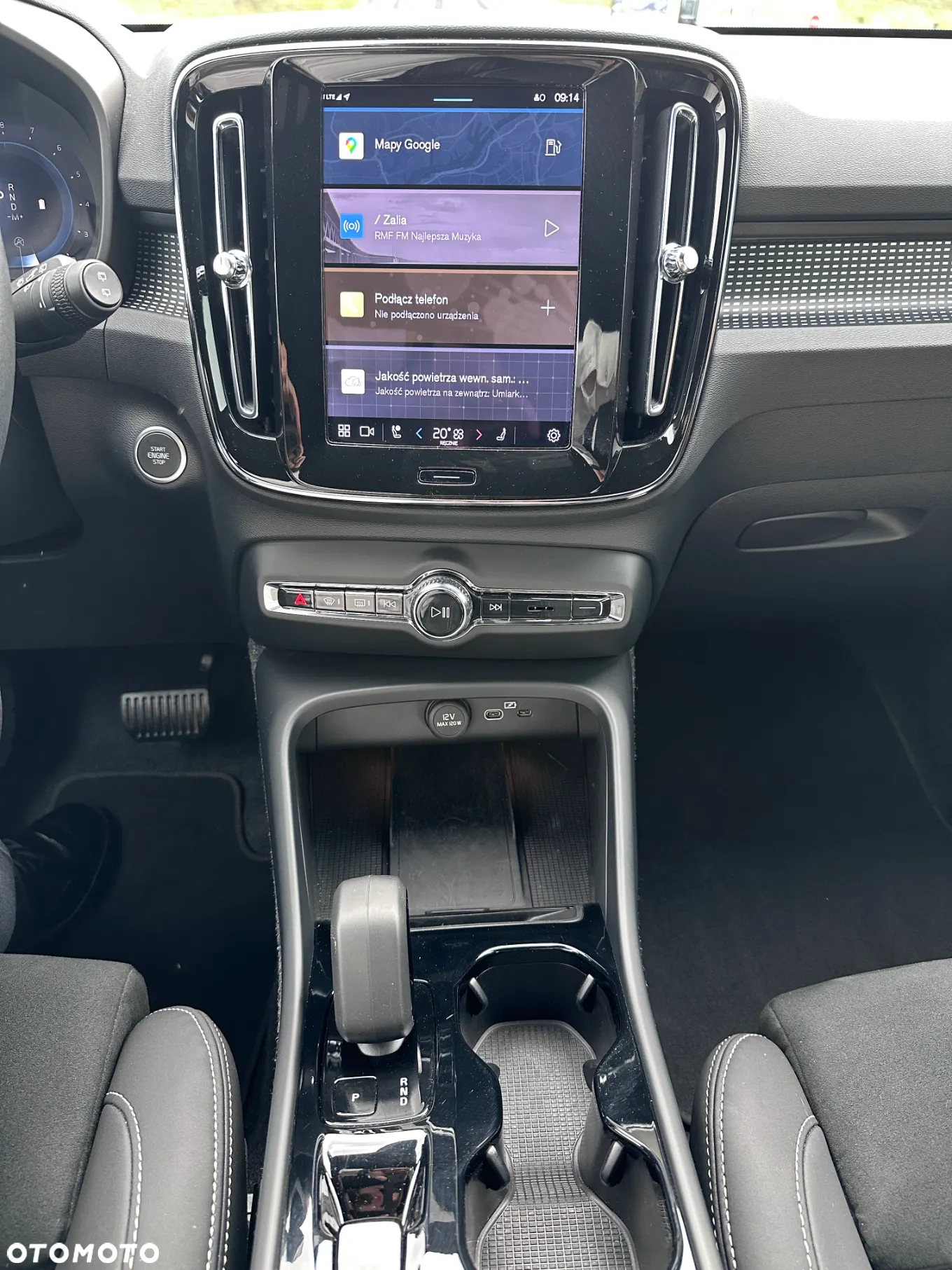 Volvo XC 40 B3 Plus Dark - 11