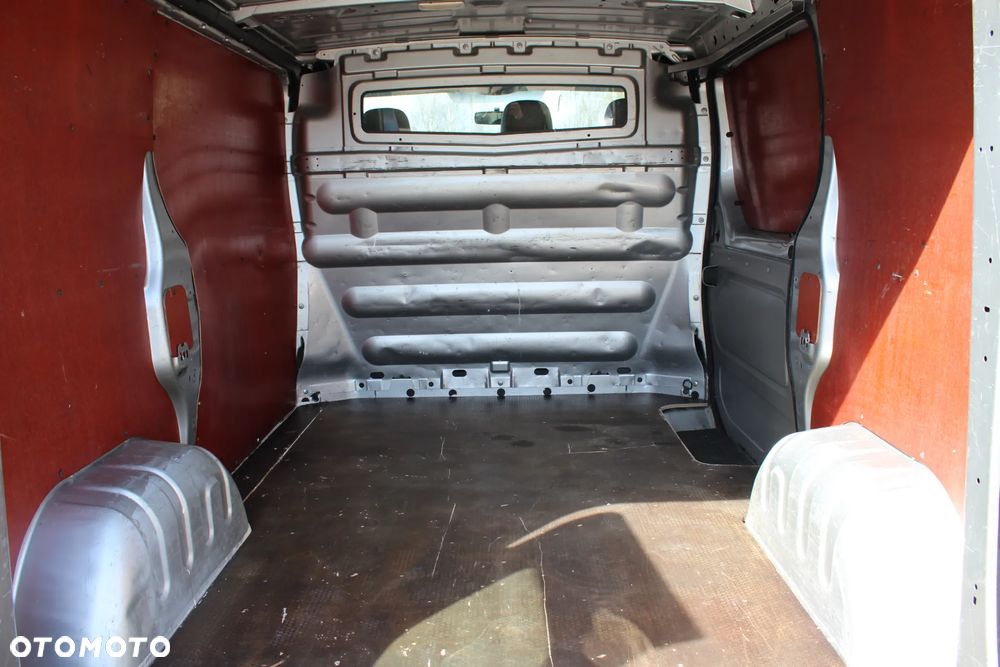 Opel Vivaro - 9