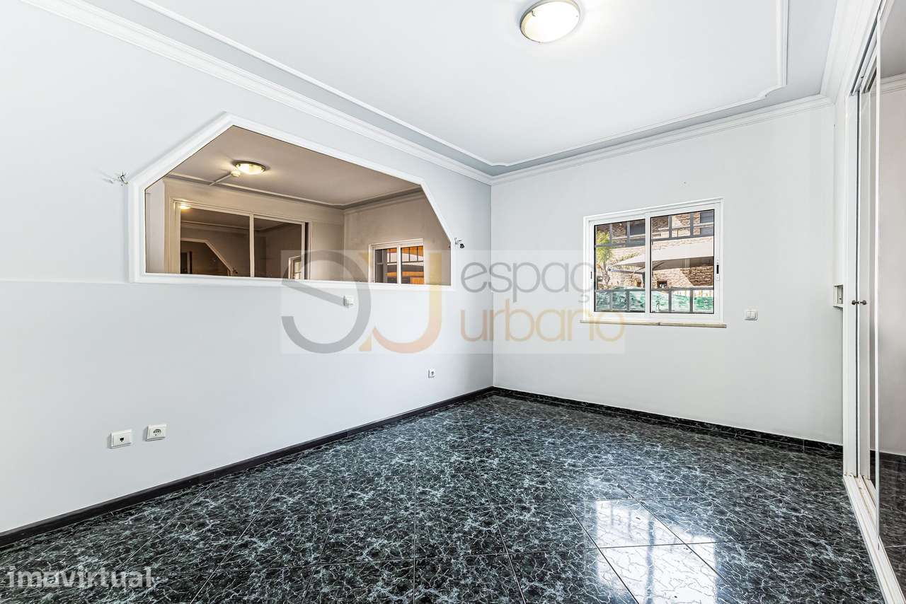 Boliqueime - Investimento: Moradia Isolada com 10 Suites em Zona Privi - Grande imagem: 5/35