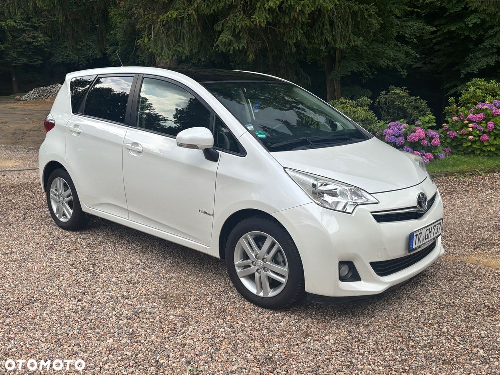 Toyota Verso S 1.33 Premium - 9
