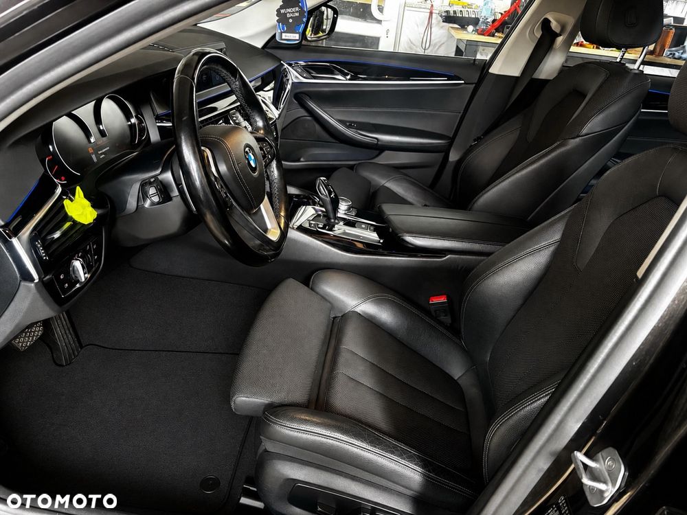 BMW Seria 5 520d Sport - 5