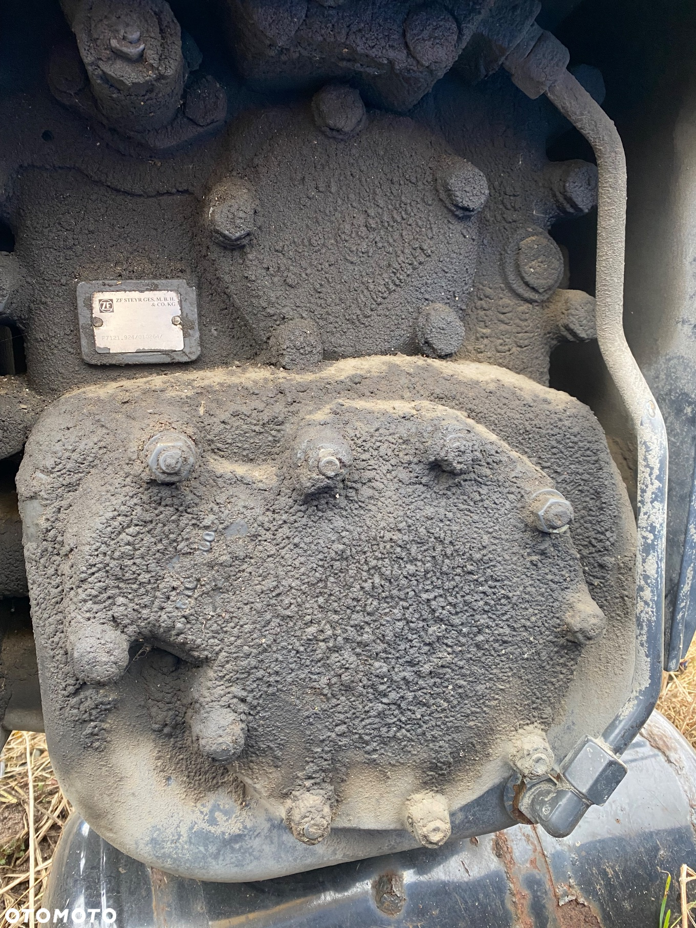 Skrzynia redukcyjna rozdzielcza MAN Mercedes  ZF F7121.924/010264/ - 3