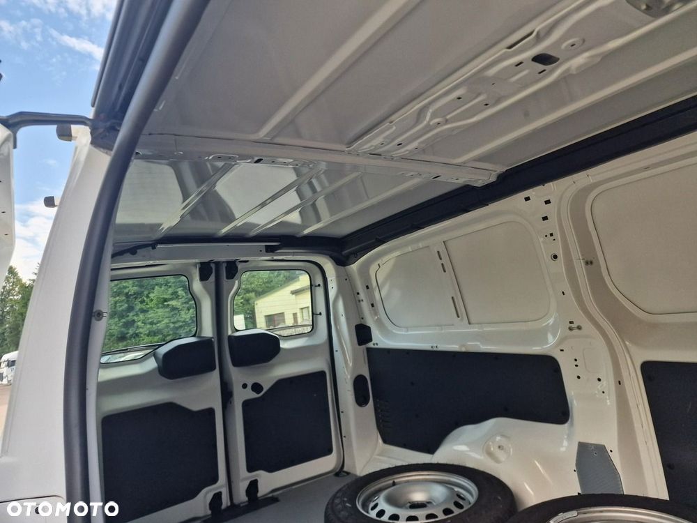 Opel Vivaro - 18