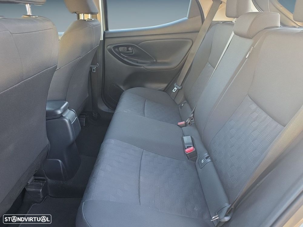 Toyota Yaris - 14