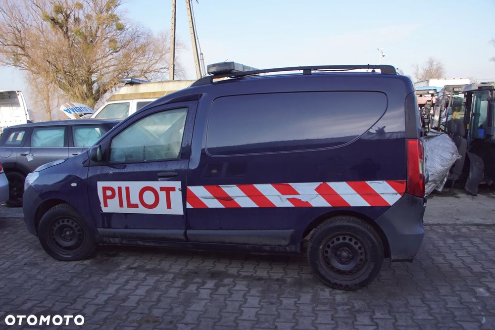 Auto na części - Dacia Dokker 1.5 DCI 75 KM K9K612 JR5341 OVD42 2016R Silnik Skrzynia Drzwi Maska Błotnik Zderzak Lampa Lusterko Klamka Deska Kokpit Sterownik Moduł Czujnik Licznik Panel Kierownica - 3
