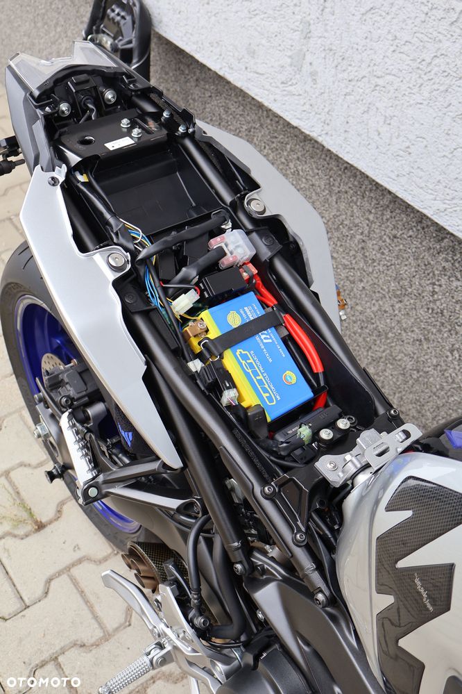 Yamaha MT - 40