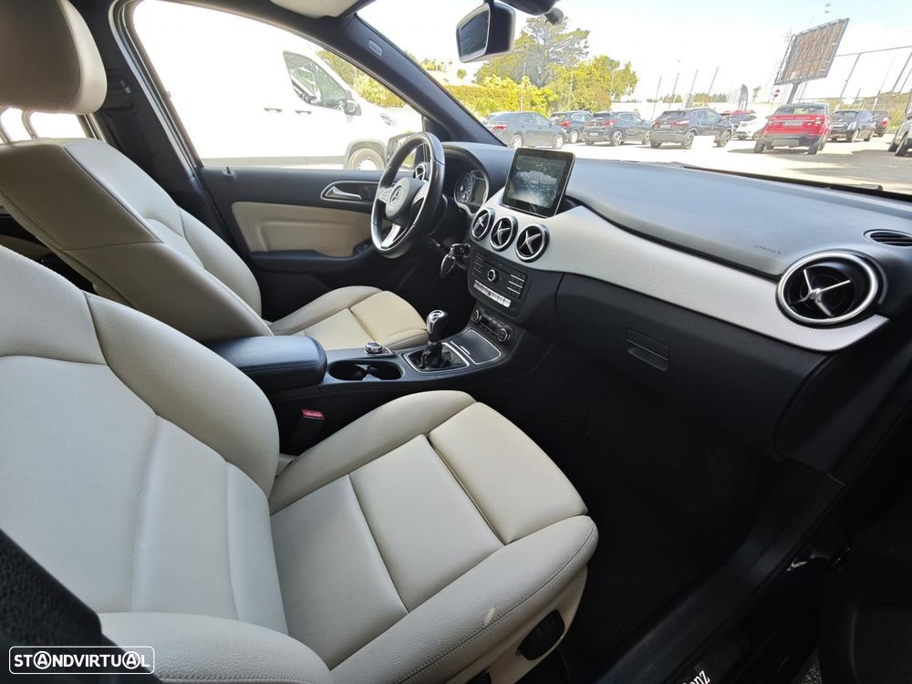 Mercedes-Benz B 180 CDI Style - 14
