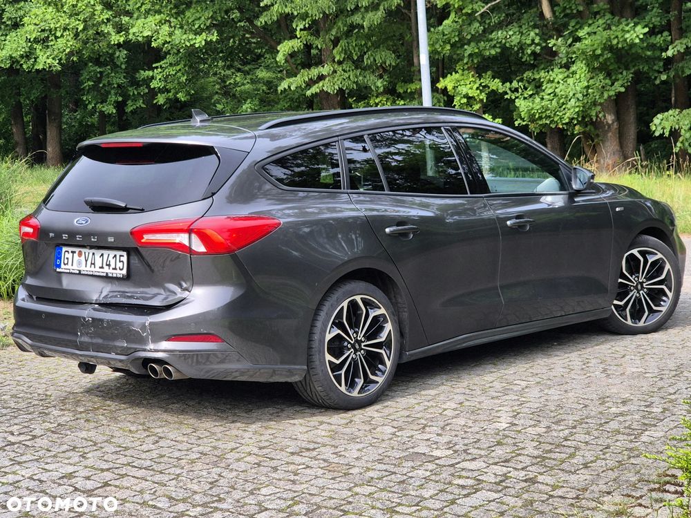 Ford Focus 2.0 EcoBlue STart-Stopp-System ST-LINE X - 12