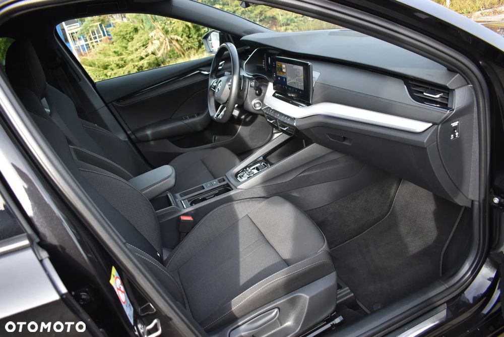 Skoda Octavia 1.5 TSI e-TEC DSG Sportline - 9