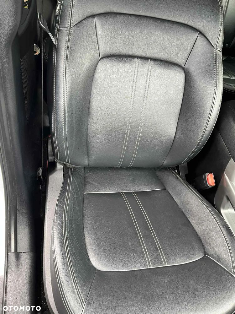 Kia Sportage 1.7 CRDI Business Line L 2WD - 37