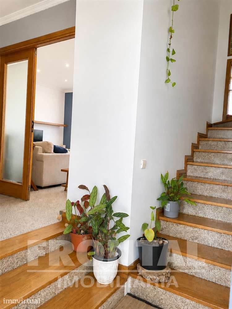 Moradia T3 | Conforto Habitacional e Excelente Localização - Grande imagem: 5/25