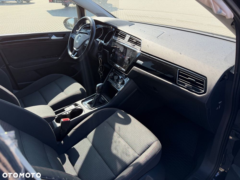 Volkswagen Touran 2.0 TDI BMT Highline DSG - 13