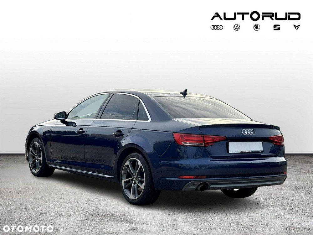 Audi A4 Limousine - 3